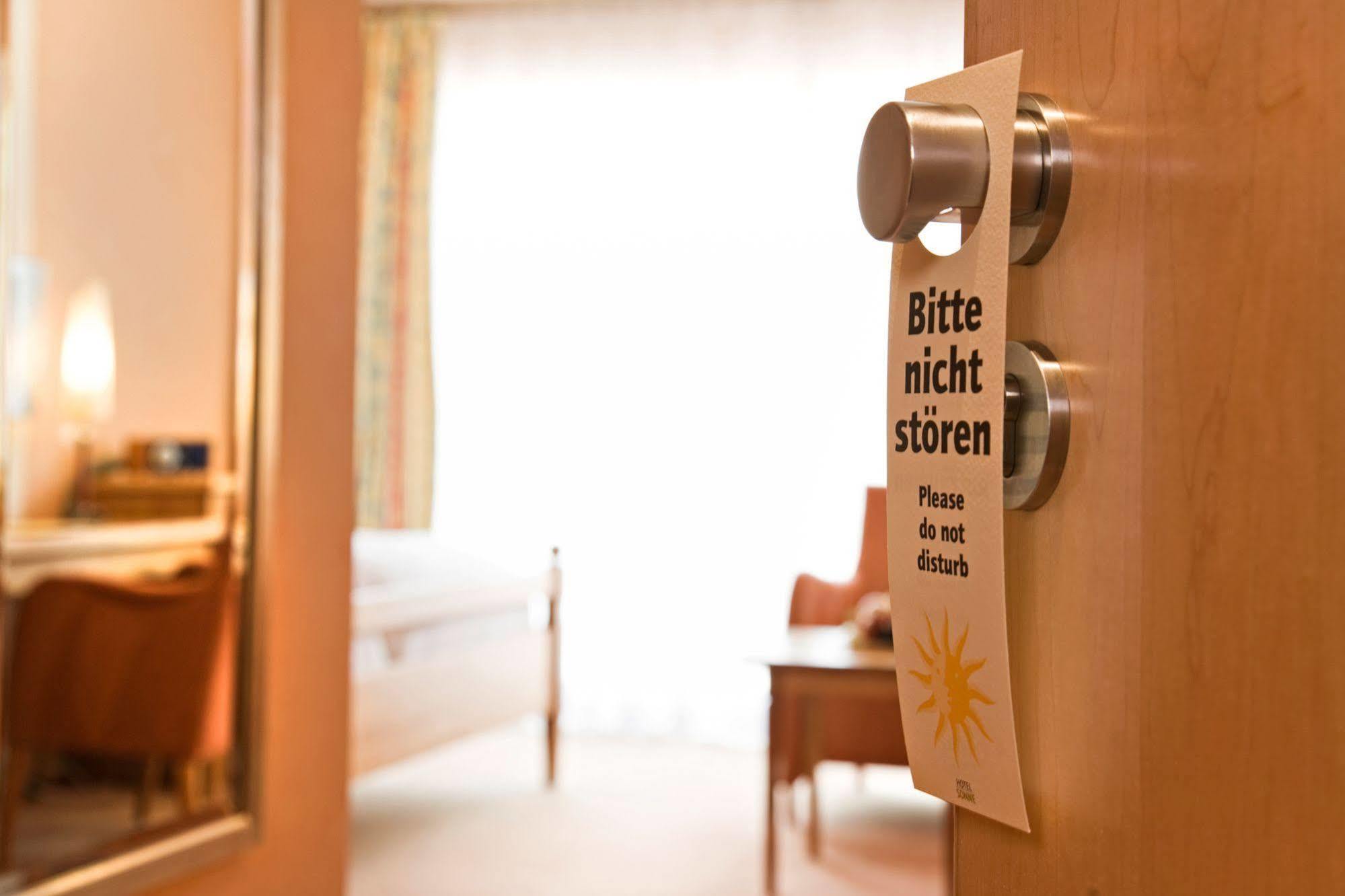Hotel Sonne Rheda-Wiedenbrueck Bagian luar foto